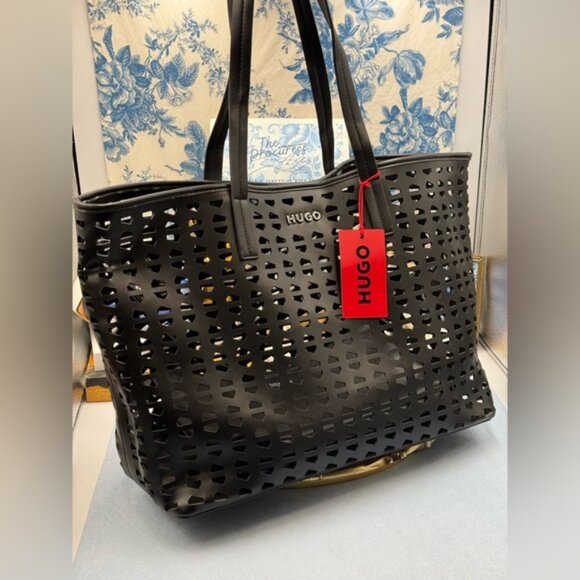 🆕 HUGO 🧿 NWT CHRIS Laser Cut Shoulder Bag Set - Tote Bag & Pouch - Black - Picture 2 of 16